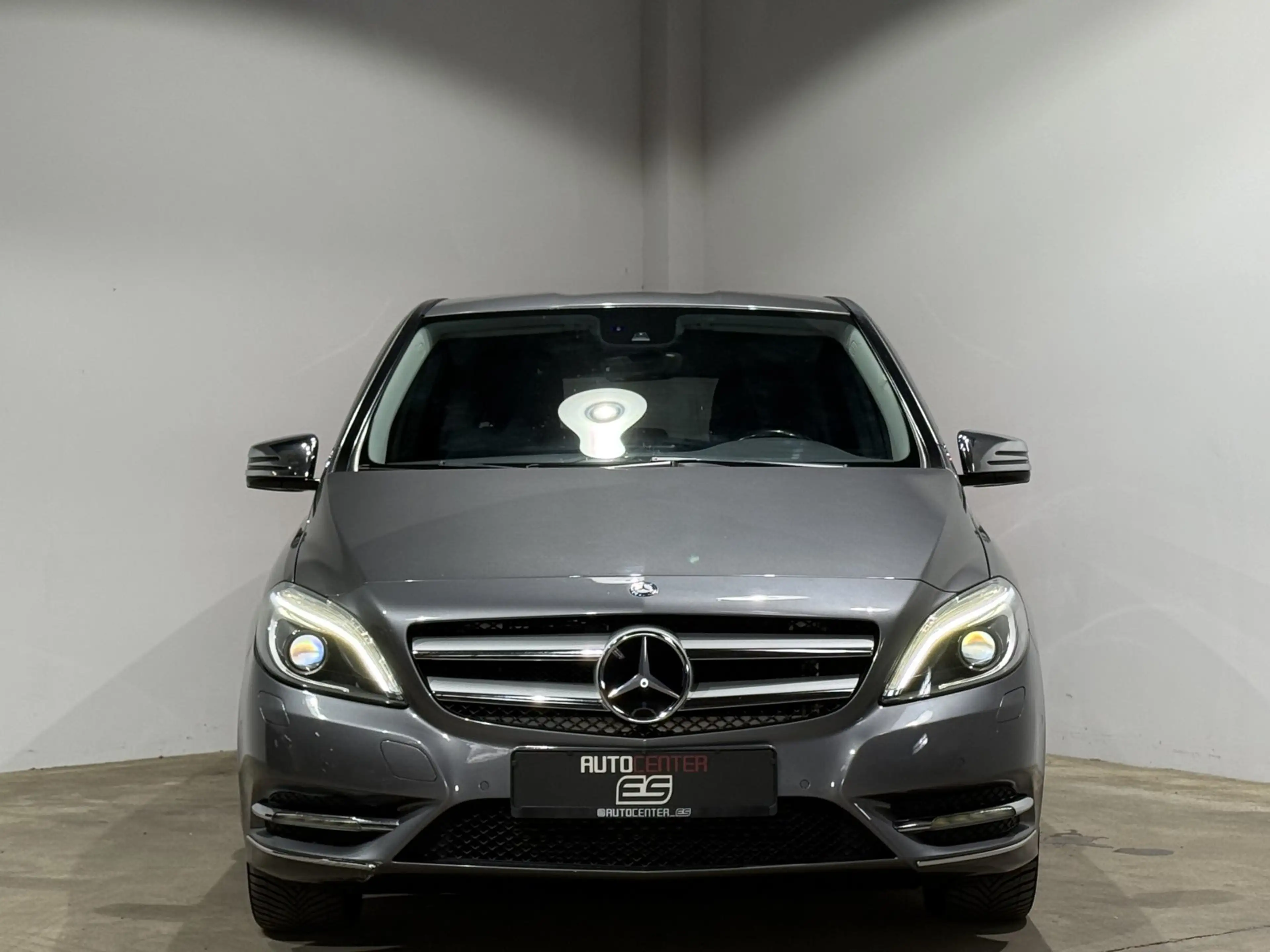 Mercedes-Benz B 200 CDI 7G Navi RFK H&K TEMP — photo 3