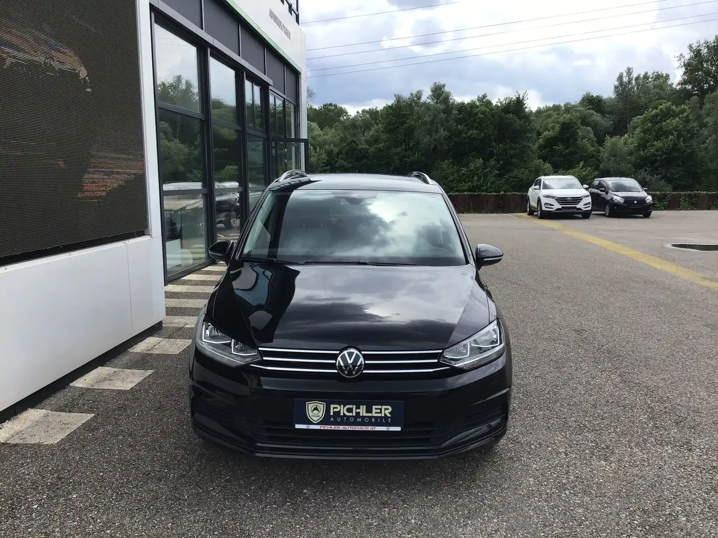Volkswagen Touran Comfortline TSI DSG Negro - 2