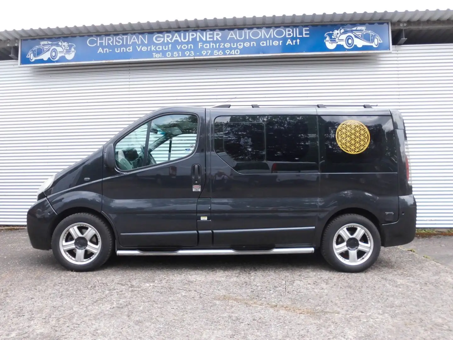 Opel Vivaro Kombi L1H1 2,9t Camper Schwarz - 1