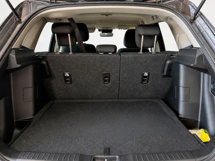 Suzuki Vitara 2025, foto 13