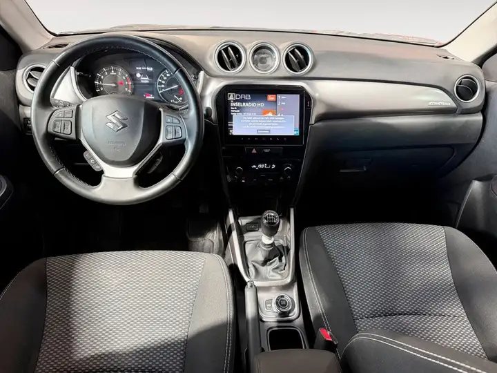 Suzuki Vitara 2025, foto 8