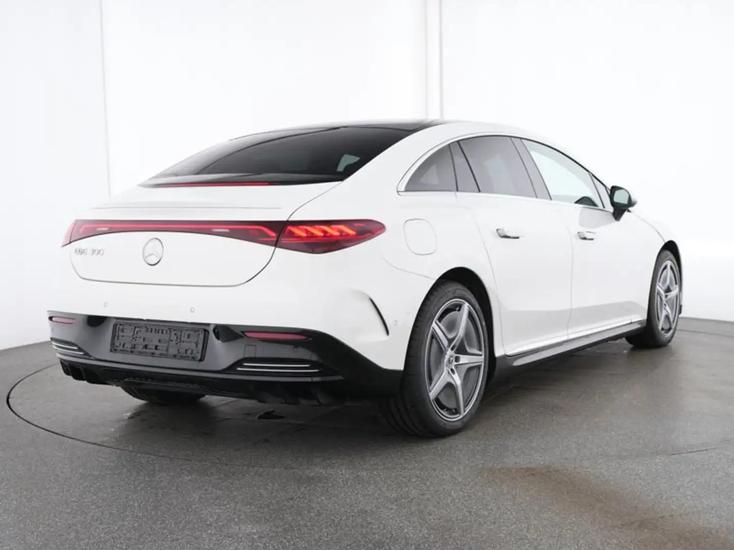 Mercedes-Benz EQE 300 AMG/20"/LED/Panorama-SD/Memory-P./Kamera Weiß - 2
