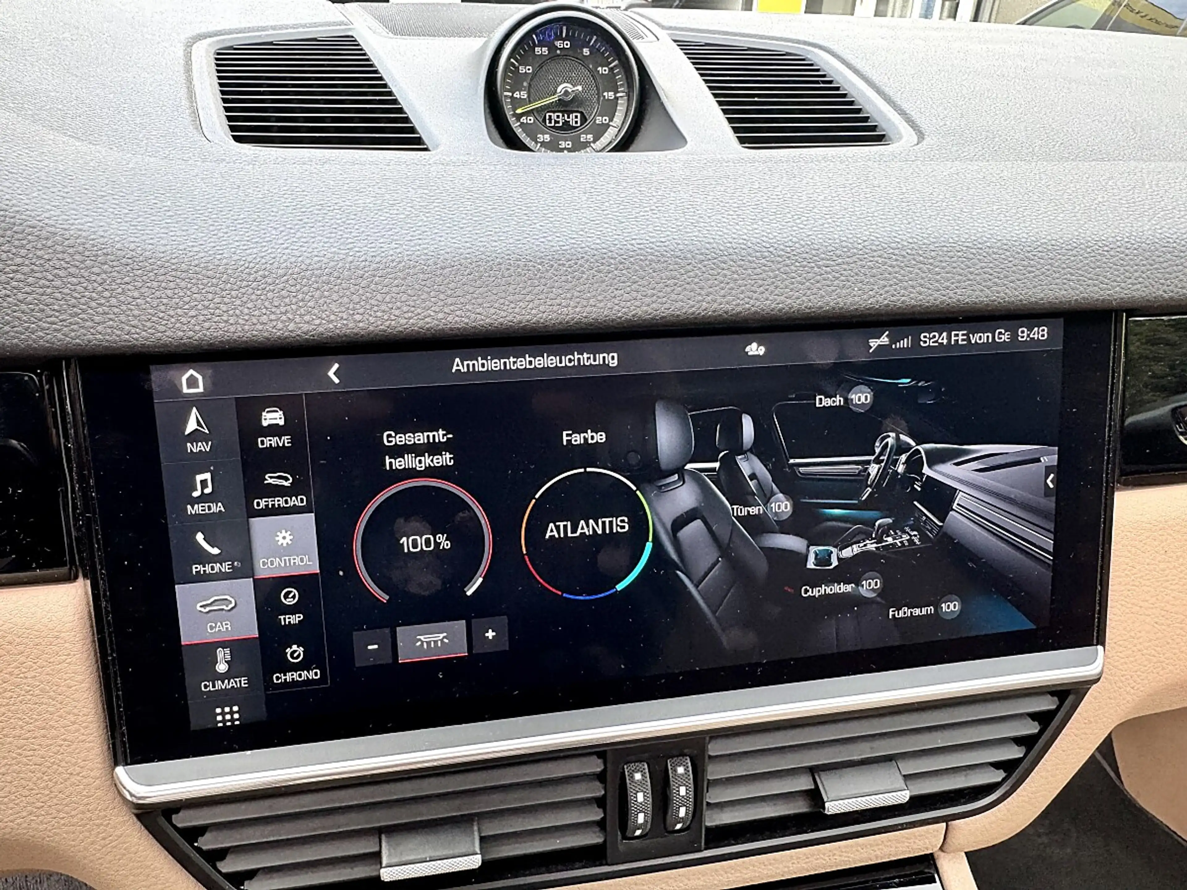Porsche Cayenne III E-Hybrid 22" Voll! — photo 13