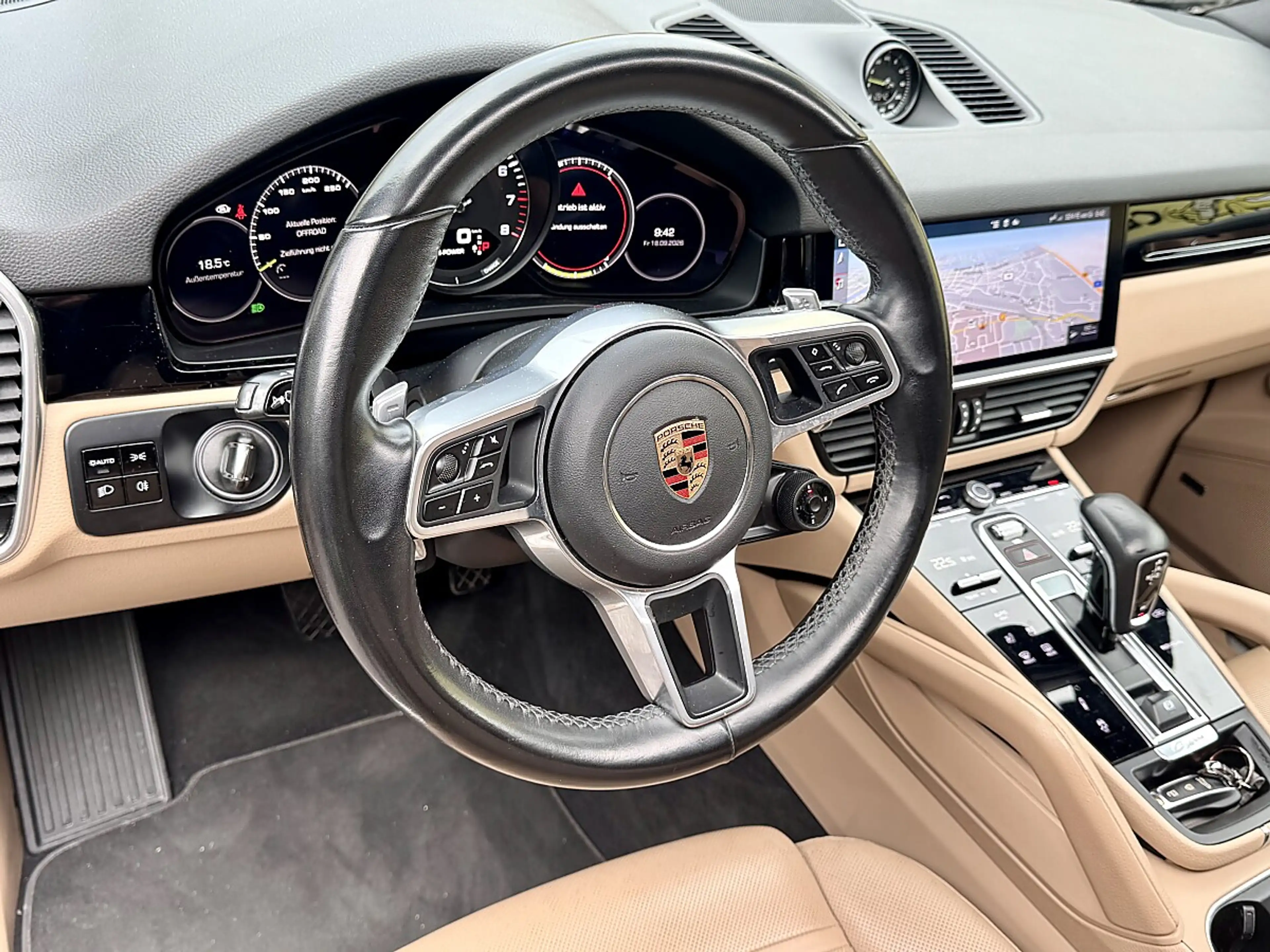 Porsche Cayenne III E-Hybrid 22" Voll! — photo 8