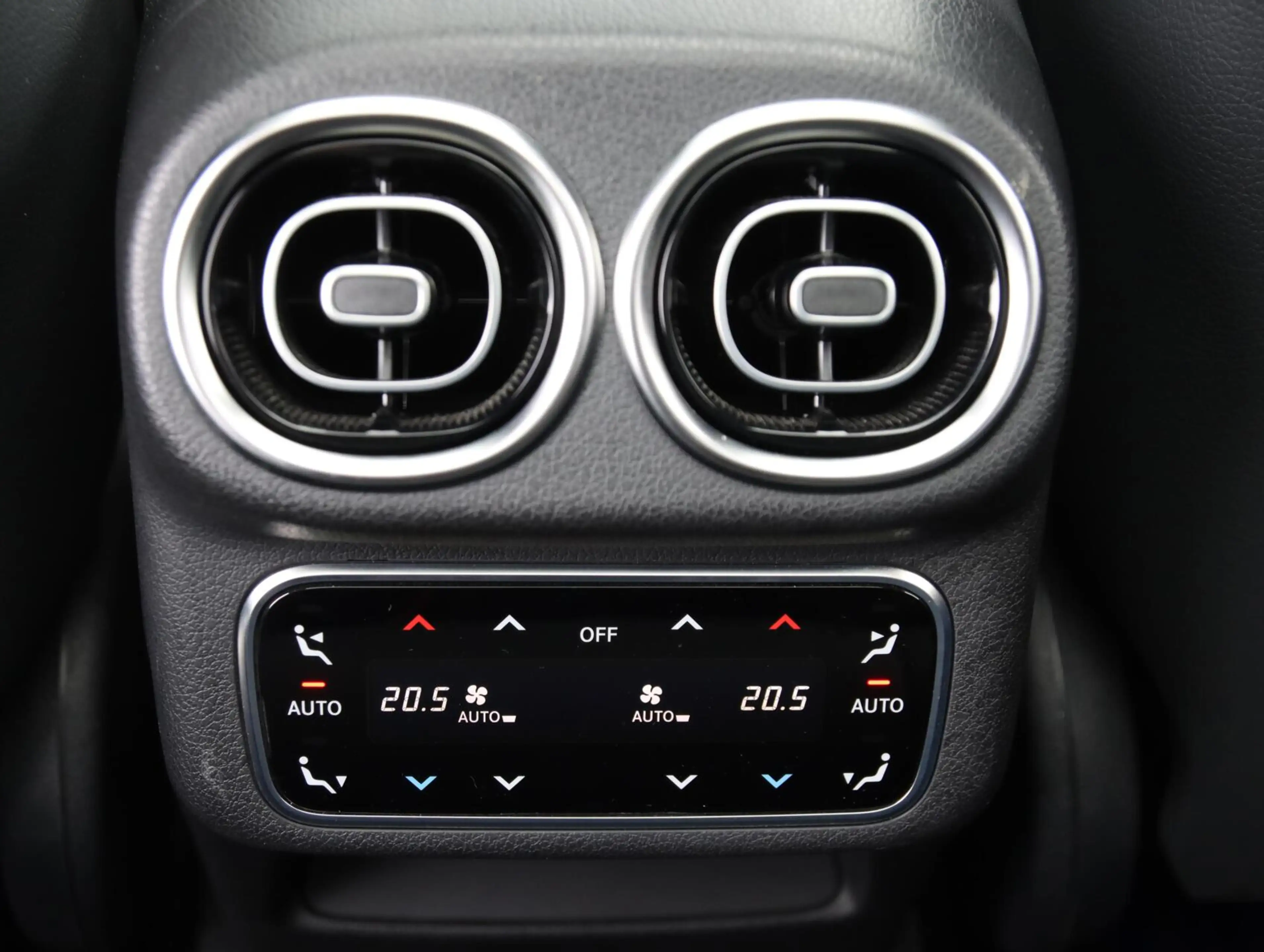 Mercedes-Benz GLC 400 400e 4MATIC AMG Line | Panoramdak | SOH 96% — photo 22