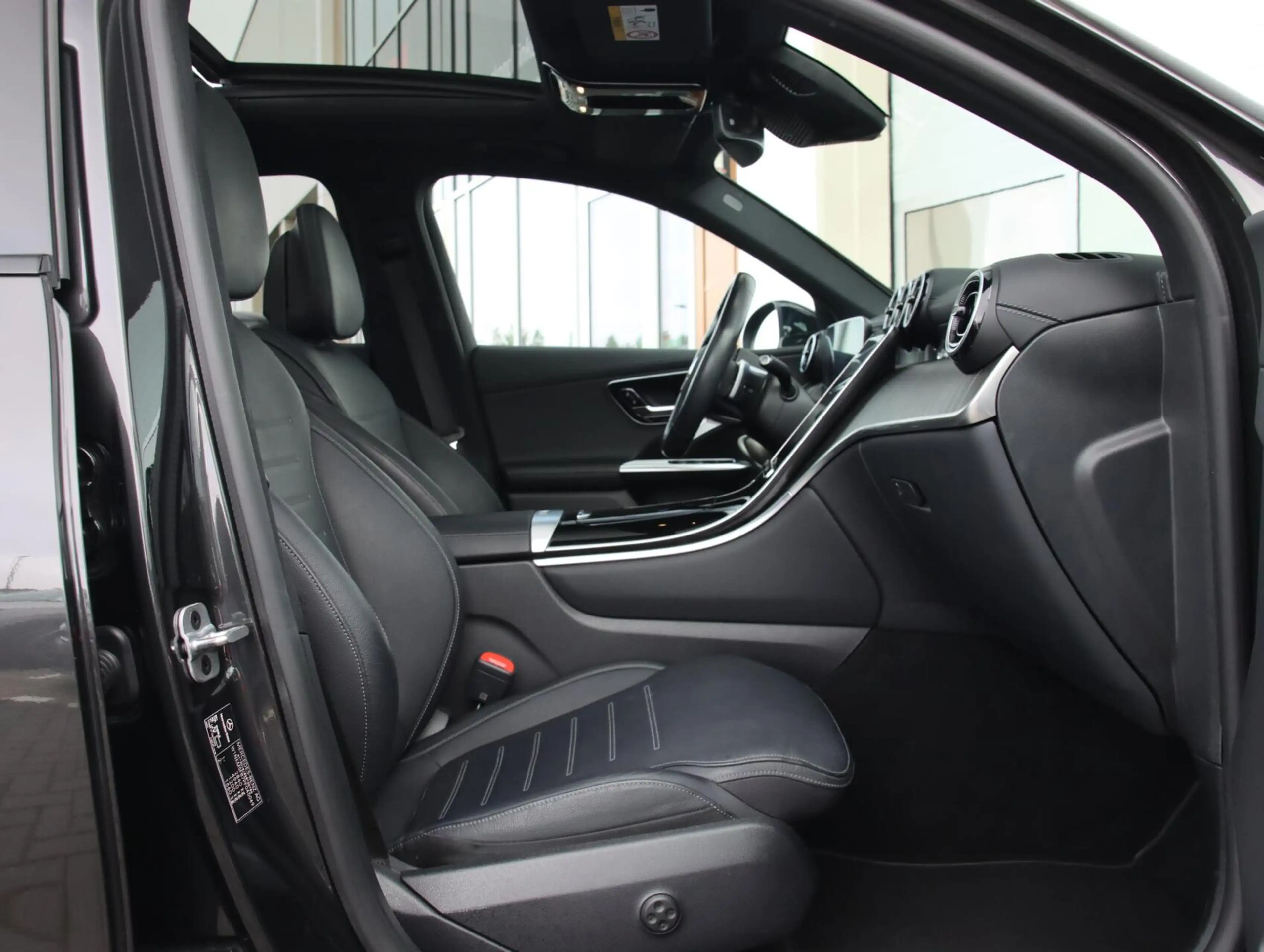 Mercedes-Benz GLC 400 400e 4MATIC AMG Line | Panoramdak | SOH 96% — photo 35