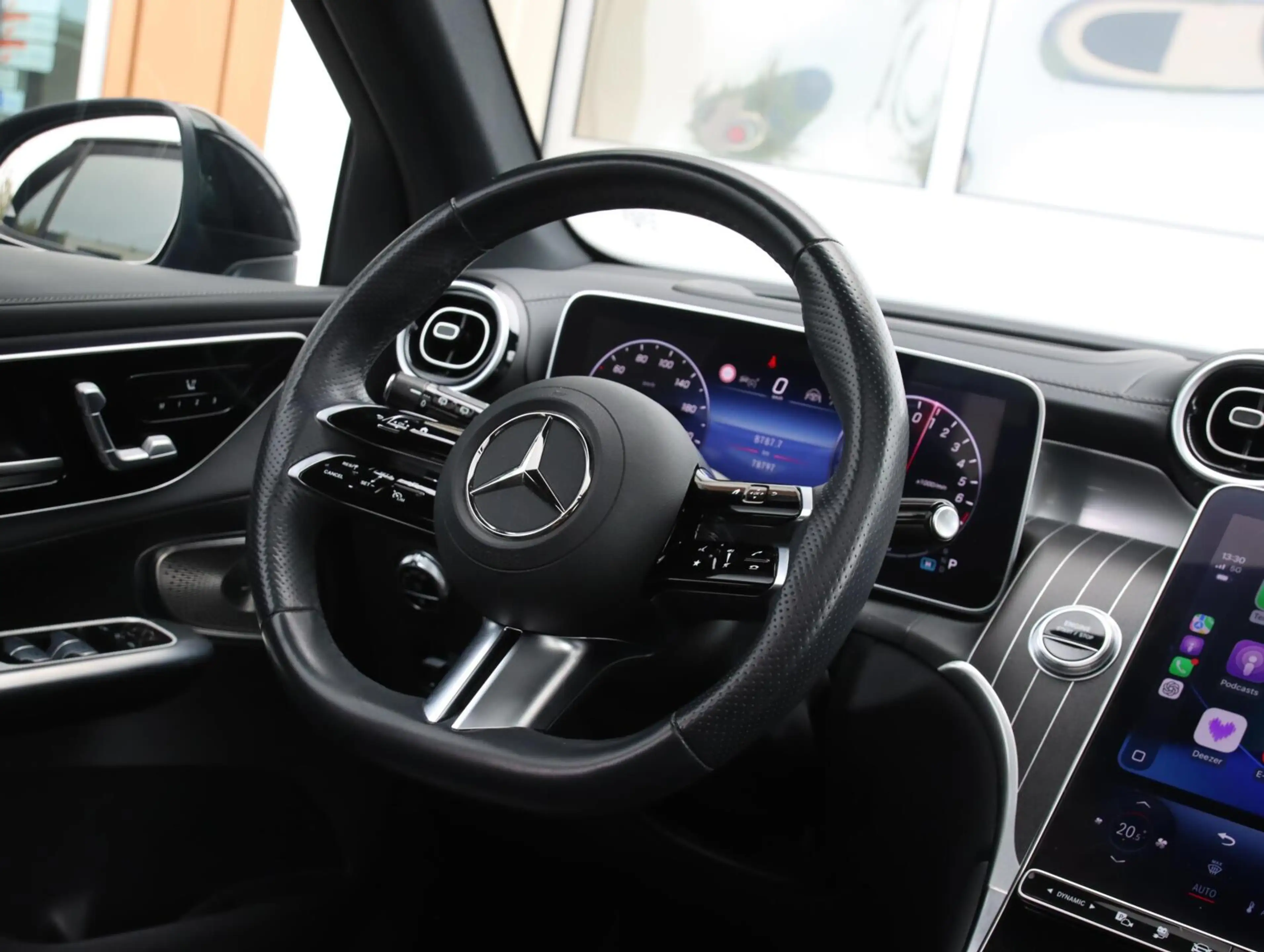 Mercedes-Benz GLC 400 400e 4MATIC AMG Line | Panoramdak | SOH 96% — photo 40