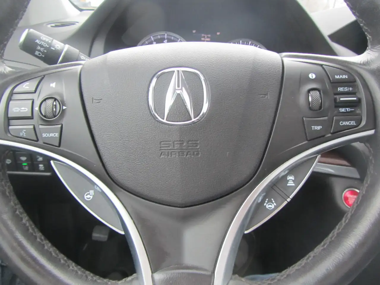 Acura MDX снимка Acura MDX