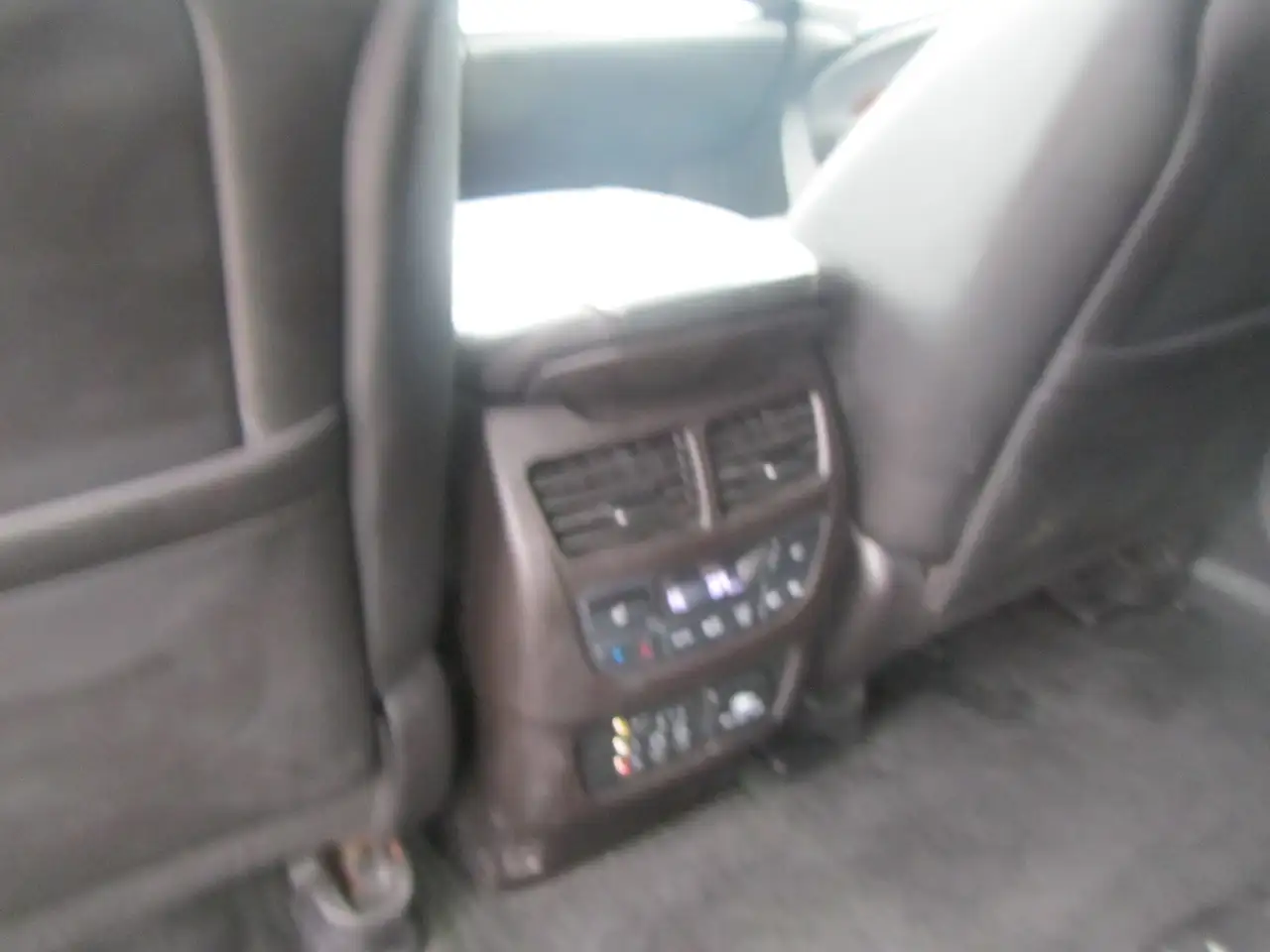 Acura MDX снимка Acura MDX