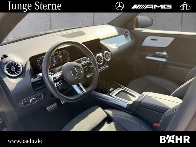 Mercedes-Benz Gla view 11