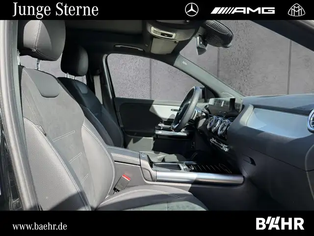 Mercedes-Benz Gla view 5