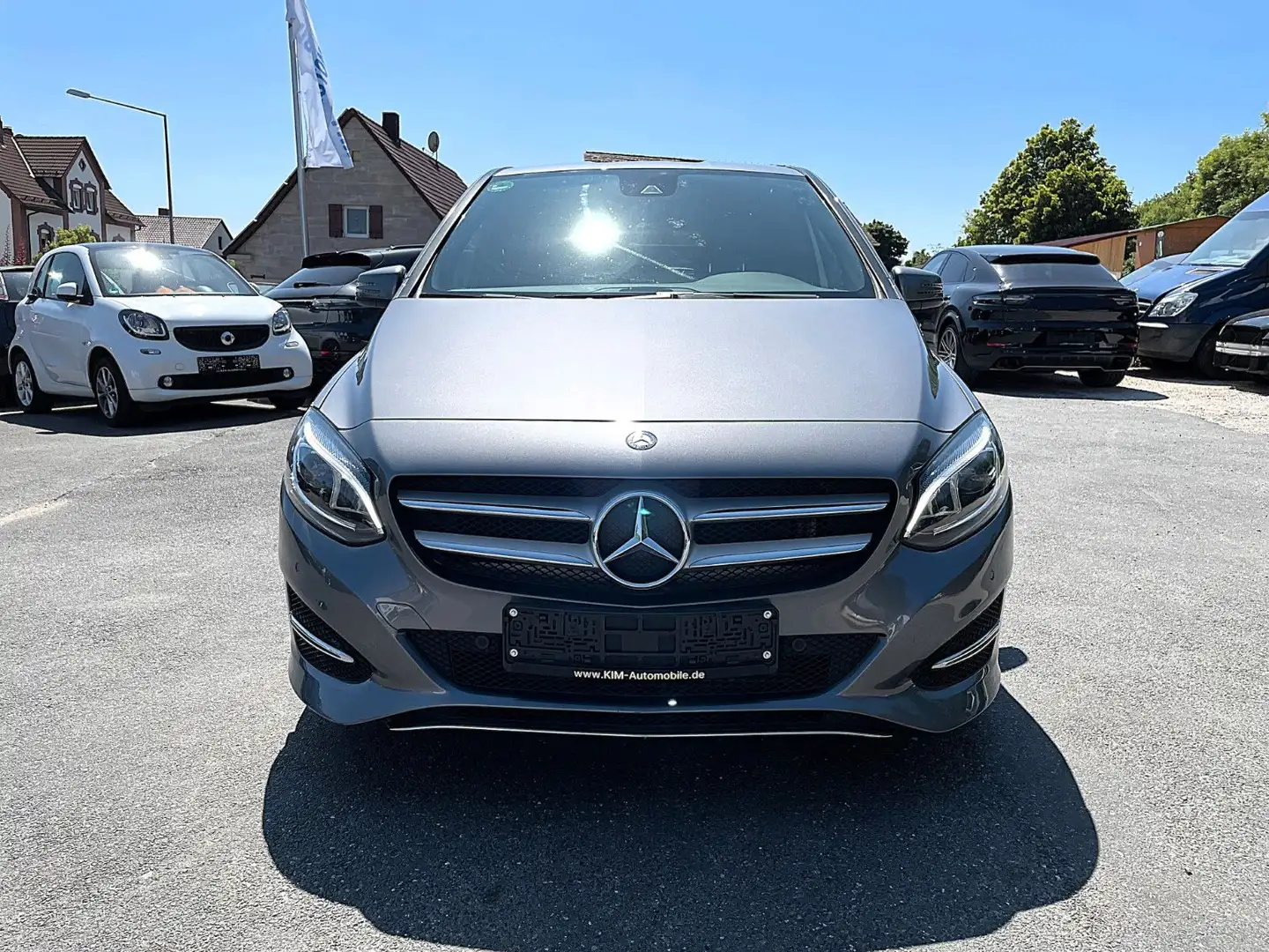 Mercedes-Benz B 200 CDI / d 4Matic/Bi-XENON/KAMERA/NAVI COMAND Gris - 2
