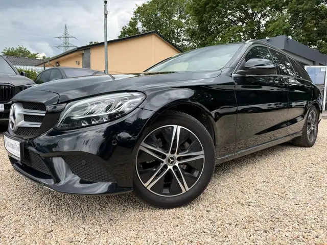Mercedes-Benz C 200 Kamera*Navi*SitzHz.*Tempo*Pano*AHK