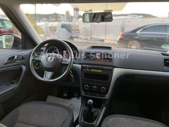 Skoda Yeti Active**AHK*1. HAND!**