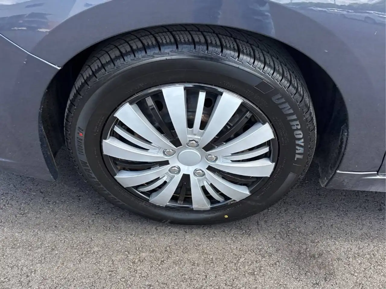 Subaru Legacy снимка Subaru Legacy