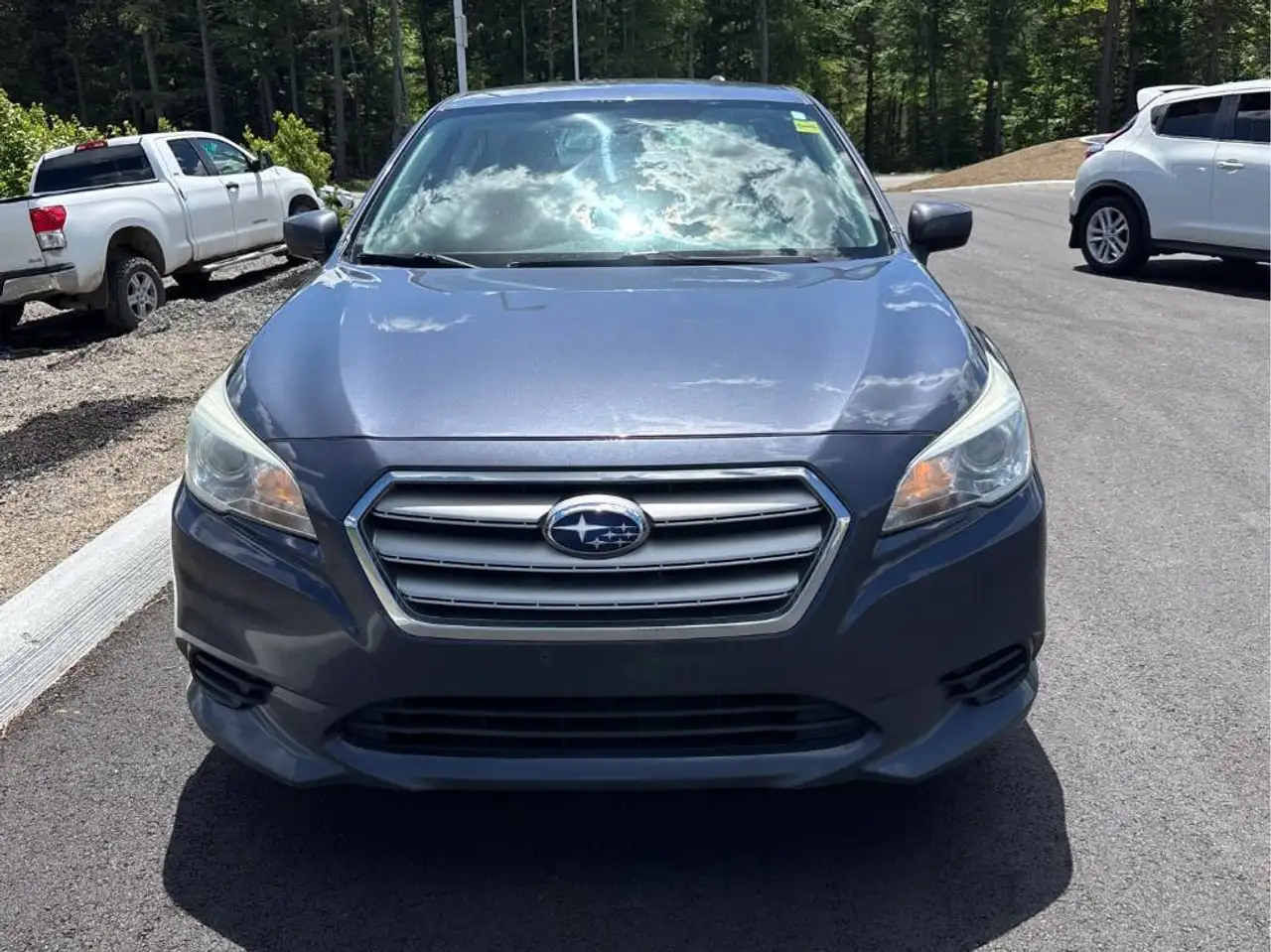 Subaru Legacy снимка Subaru Legacy