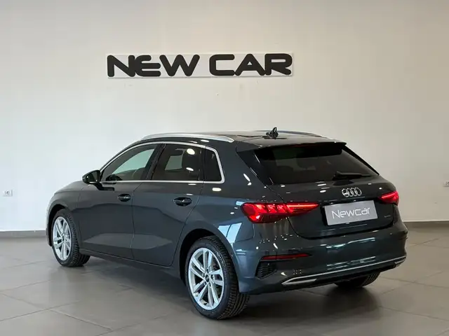 Audi A3 view 9