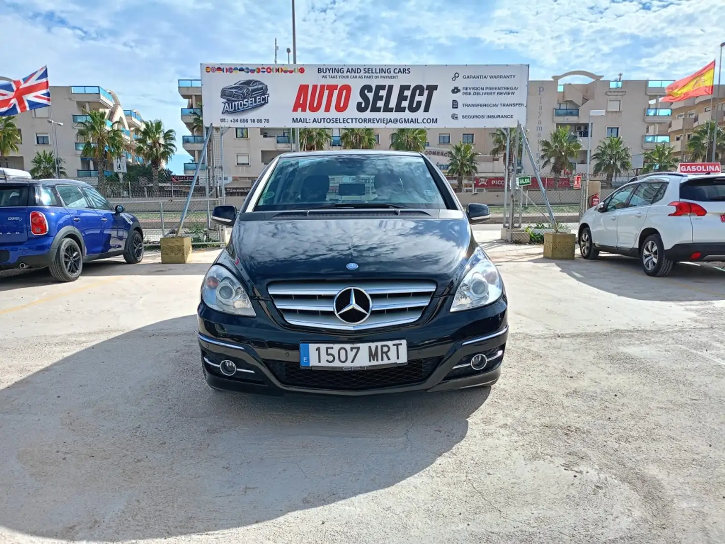 Mercedes-Benz B 200 Autotronic Černá - 1