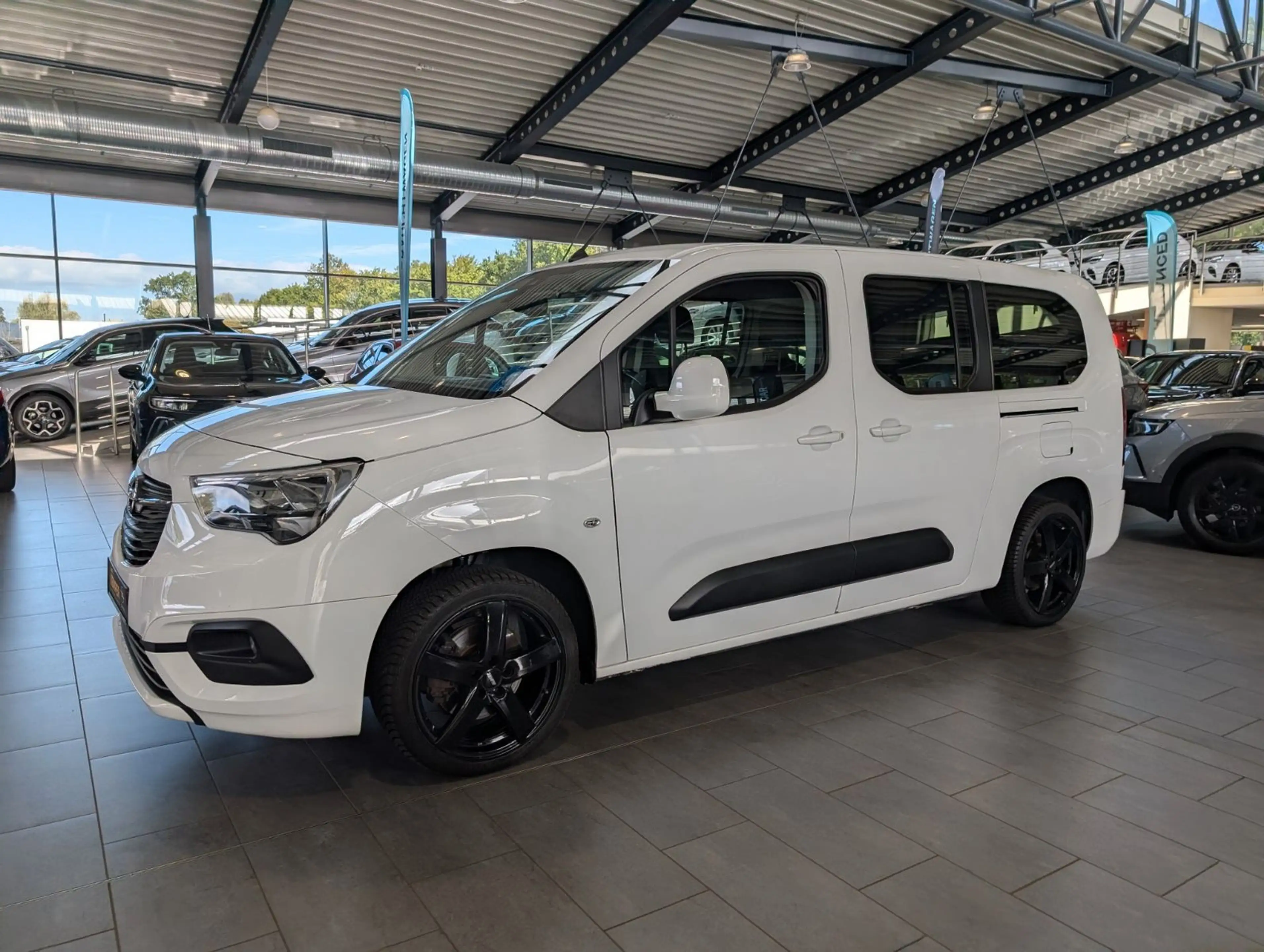 Opel Combo XL SHZ LHZ Android Apple Tempomat AHK — photo 7