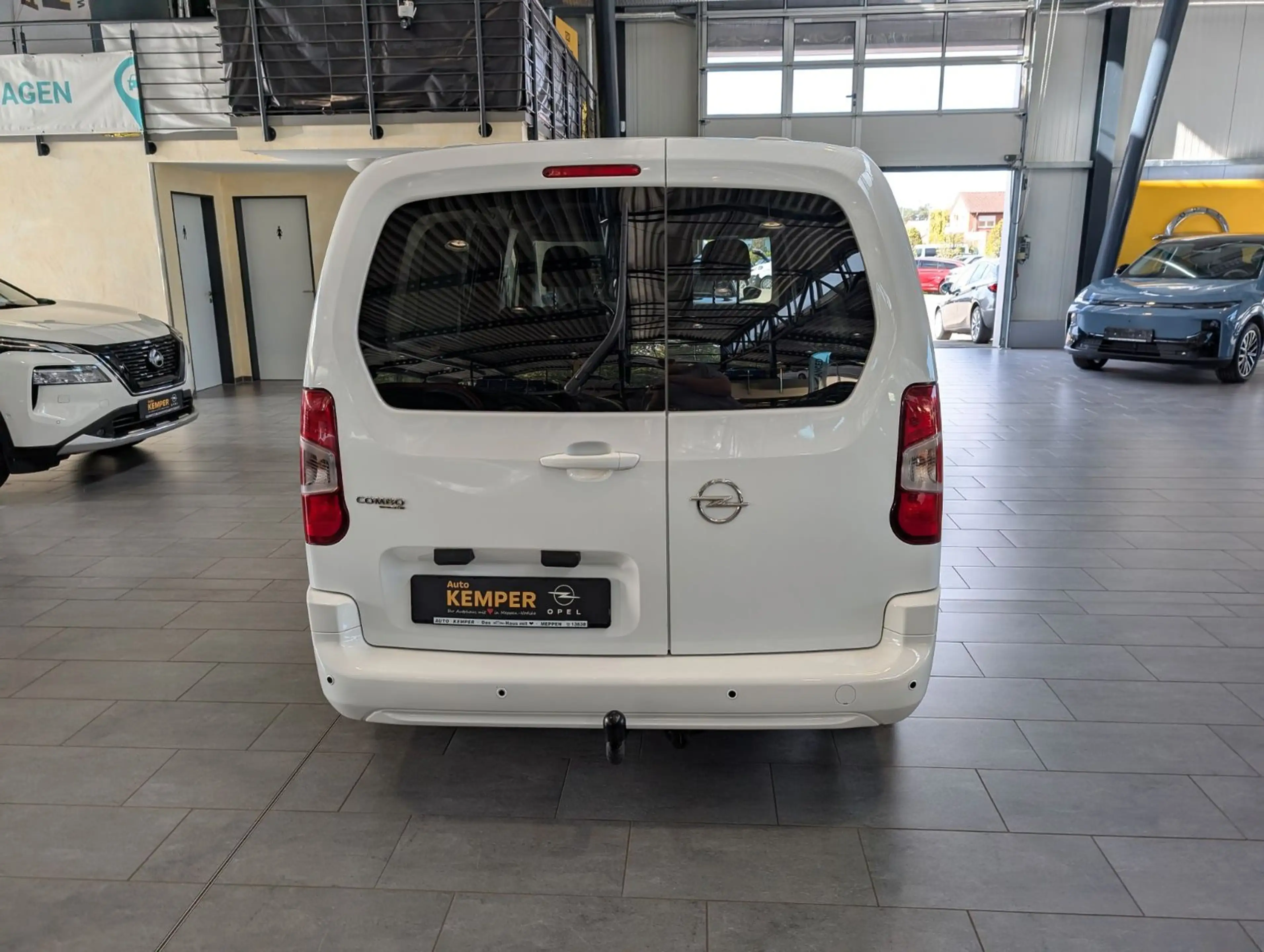 Opel Combo XL SHZ LHZ Android Apple Tempomat AHK — photo 4