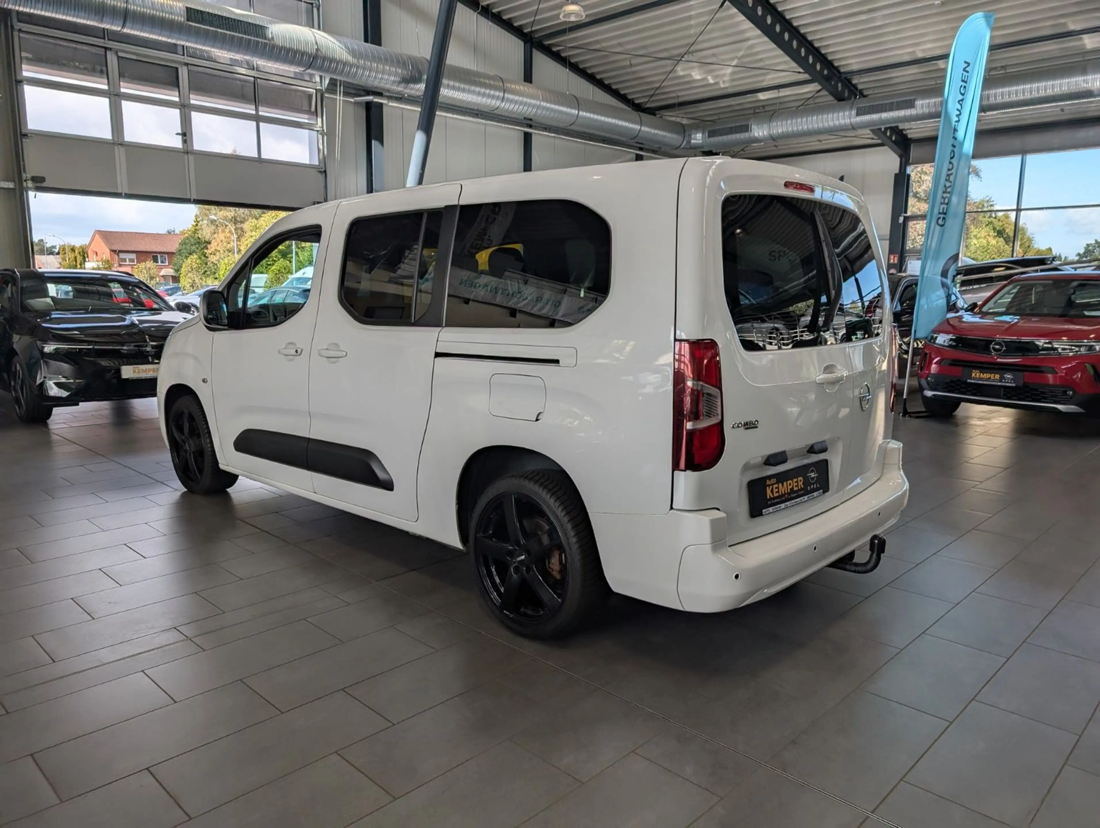 Opel Combo XL SHZ LHZ Android Apple Tempomat AHK — photo 5