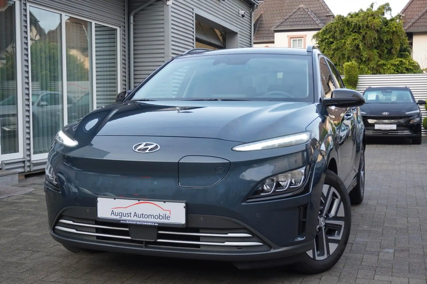 Hyundai KONA Trend 3Phasen Navi Lenk+SHZ ACC Keyless Kam Bleu - 1