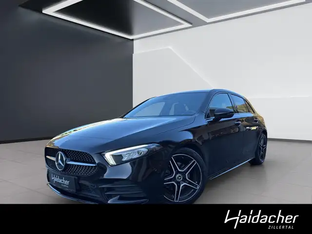 Mercedes-Benz A 180 Kompaktlimousine AMG Line AMG Night MBUX