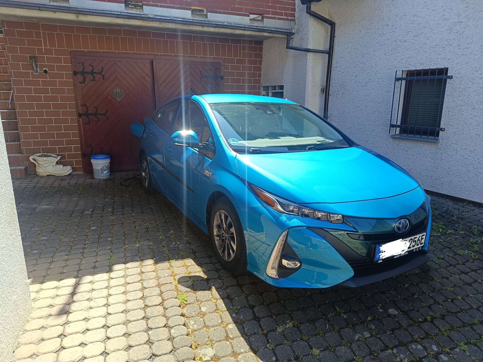 Second hand Toyota Prius 1.8