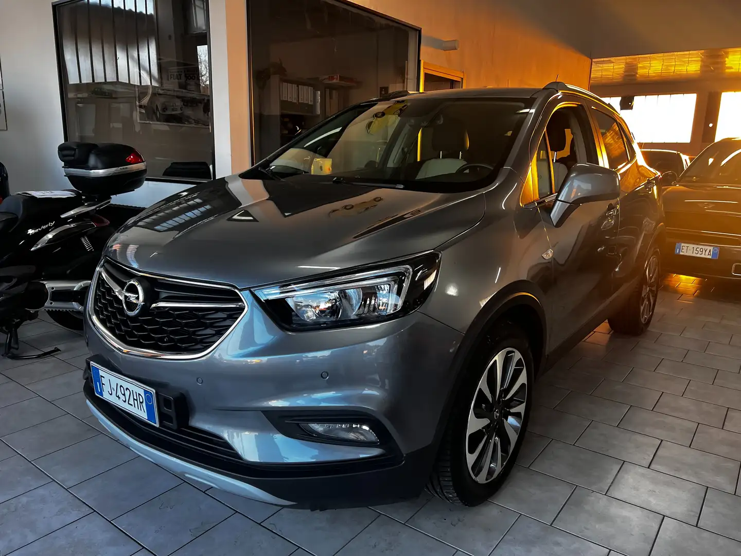 Opel Mokka X Mokka X 1.6 cdti b-Color 4x2 136cv auto Gris - 1