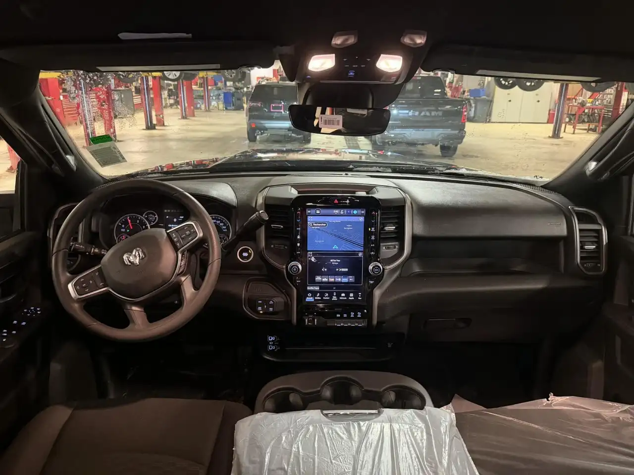 RAM 2500 снимка RAM 2500