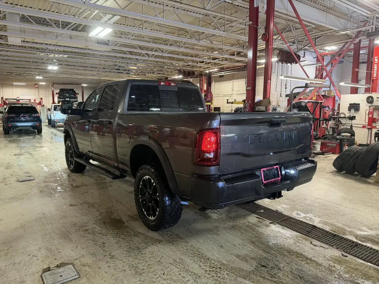 RAM 2500 снимка RAM 2500