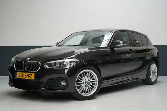 BMW 116 1-serie 116i Edition M Sport Shadow | Navigatie |