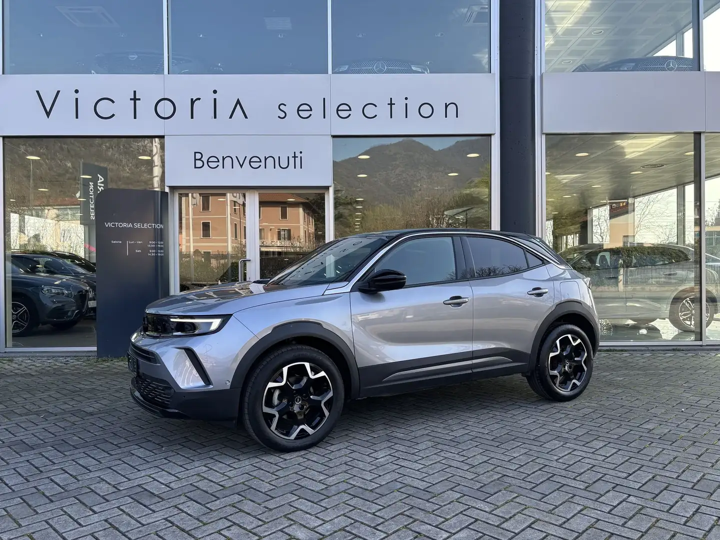 Opel Mokka 1.2 TURBO 136 CV C.MANUALE ULTIMATE CARPLAY RETRO Gris - 1