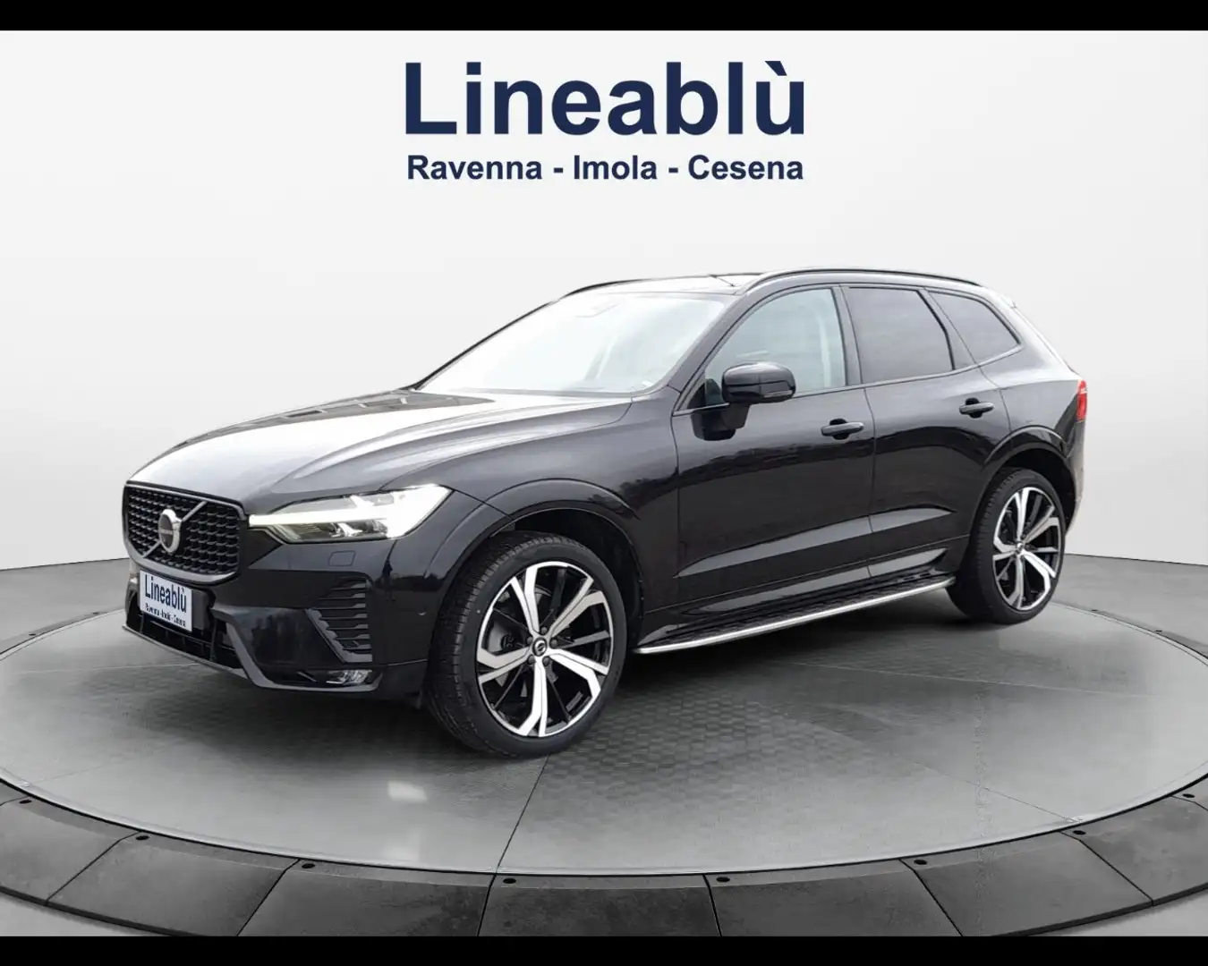 Volvo XC60 (2017--->) B5 (d) AWD automatico Ultimate Dark Noir - 1
