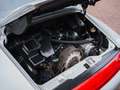 Porsche 993 Carrera 4 with sunroof Argent - thumbnail 32