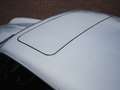 Porsche 993 Carrera 4 with sunroof Argent - thumbnail 34