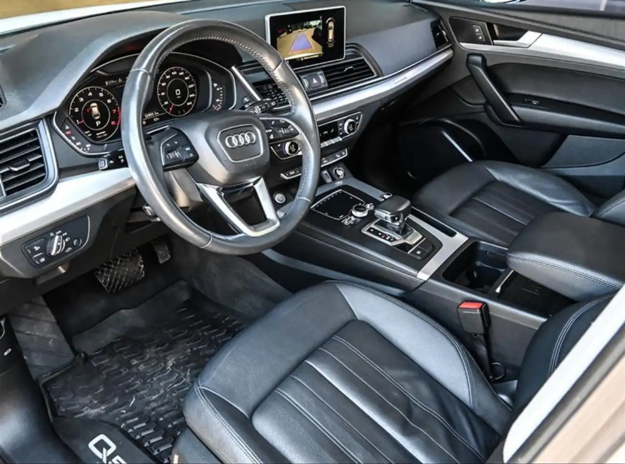 Audi Q5 снимка Audi Q5