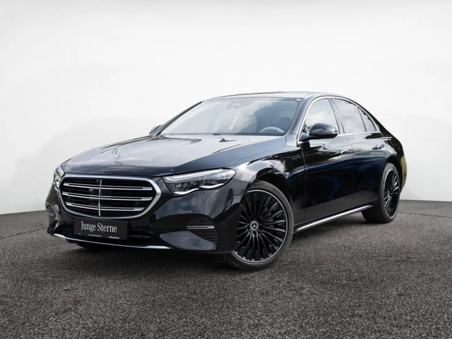 Mercedes-Benz E 300 de Exclusive/Super/Pano/Beige/360/Memo/20" Negro - 2