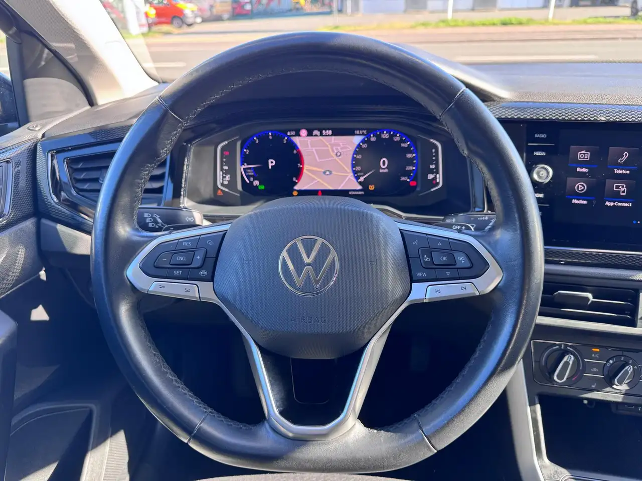 Volkswagen Polo VI 1.0 TSI Life*LED *SHZ *Navi *dig. Cockp. 12