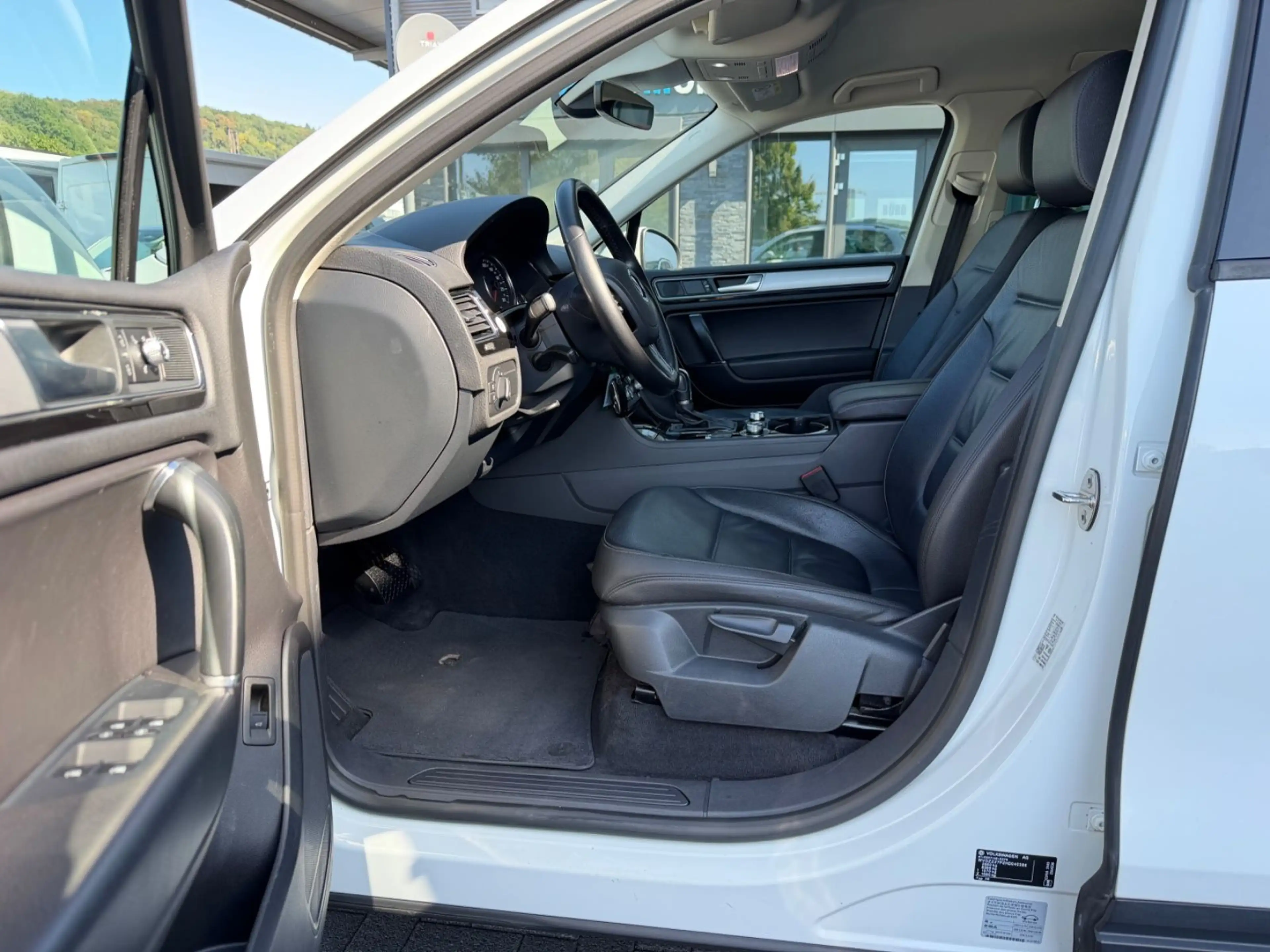 Volkswagen Touareg V6 TDI 4Motion *2.Hand *AHK *Luft *Leder — photo 10