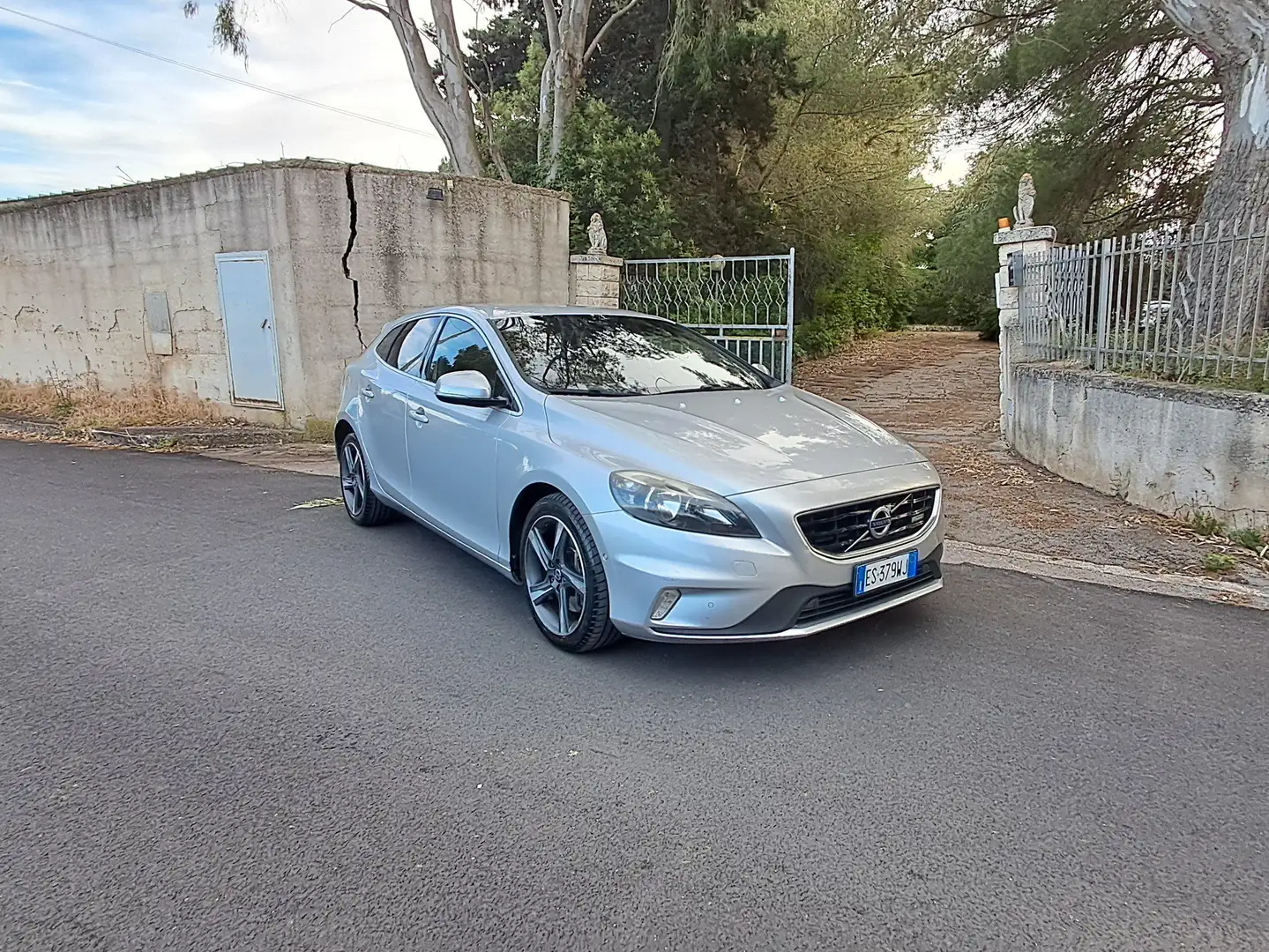 Volvo V40 V40 II 2012 2.0 d3 R-design Momentum geartronic Zilver - 2