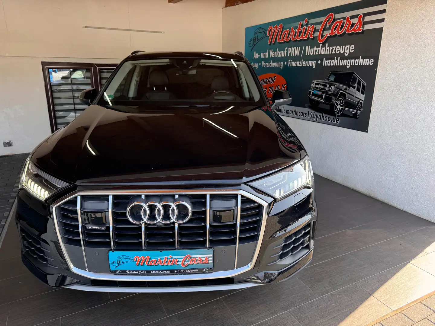 Audi Q7 1.Hand Standheizung NAVI Distronic 8xReife 7-Sitze Zwart - 2