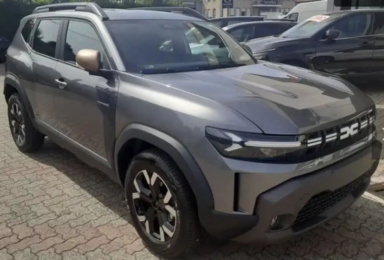 Dacia Duster 1.0 Extreme ECO-G 100cv No vincolo finanziamento Grigio - 2