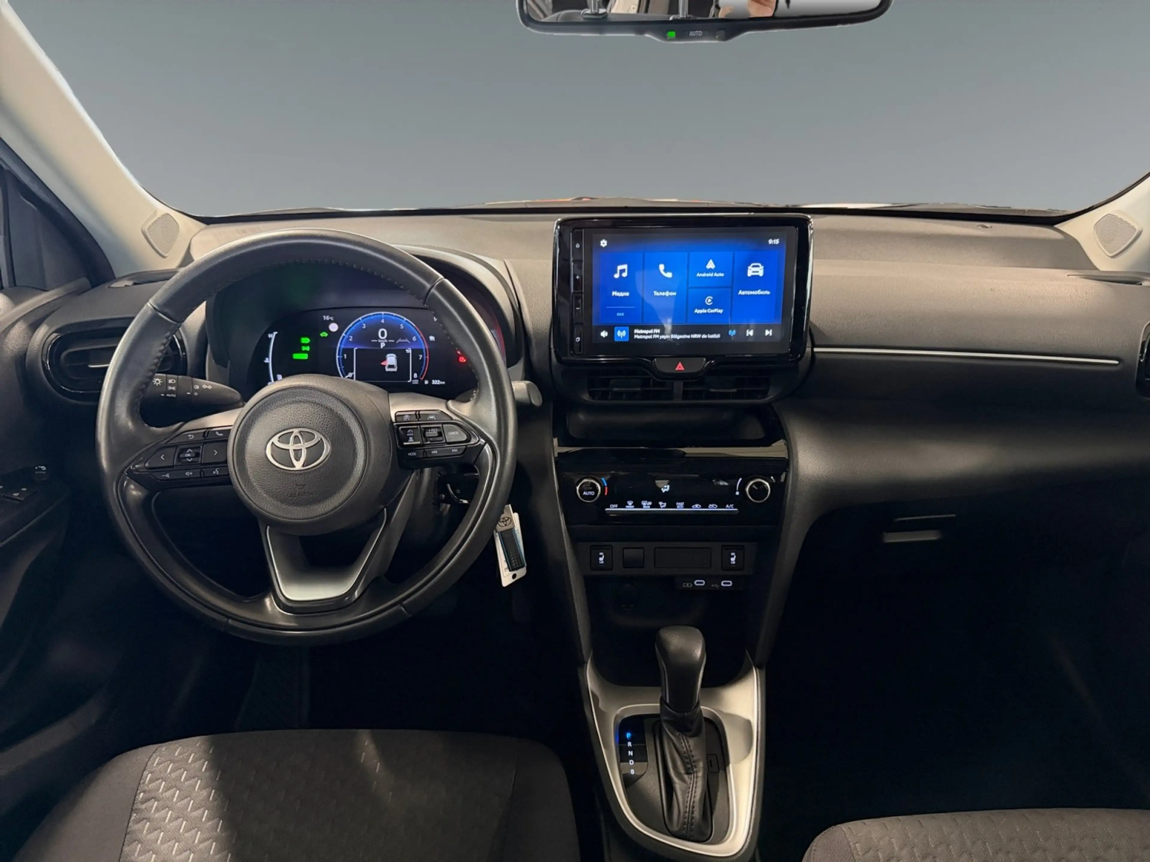 Toyota Yaris Cross 1.5 Hybrid Business +Kam.+CarPlay+SHZ — photo 11