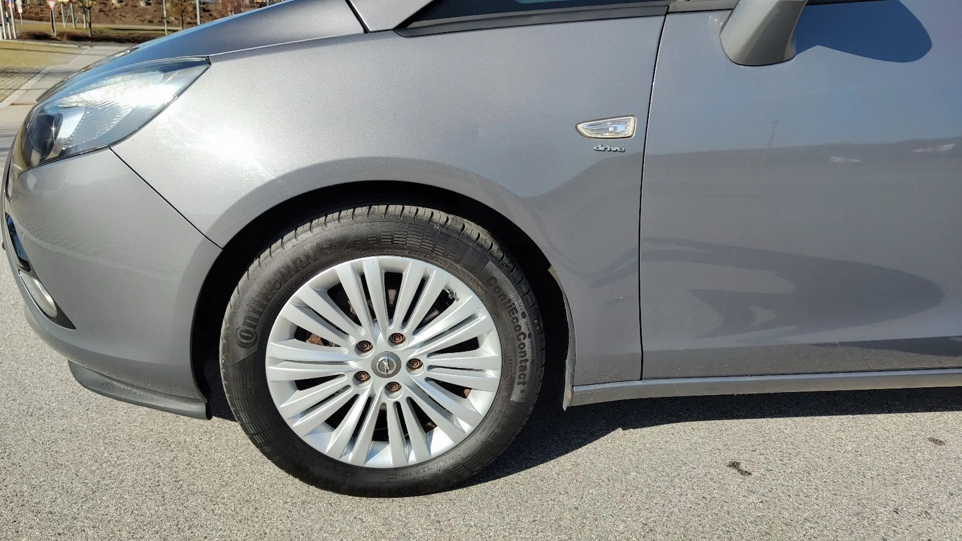 Opel Zafira C Tourer Drive - 7.Sitzer* Navi* Kamera* — photo 3