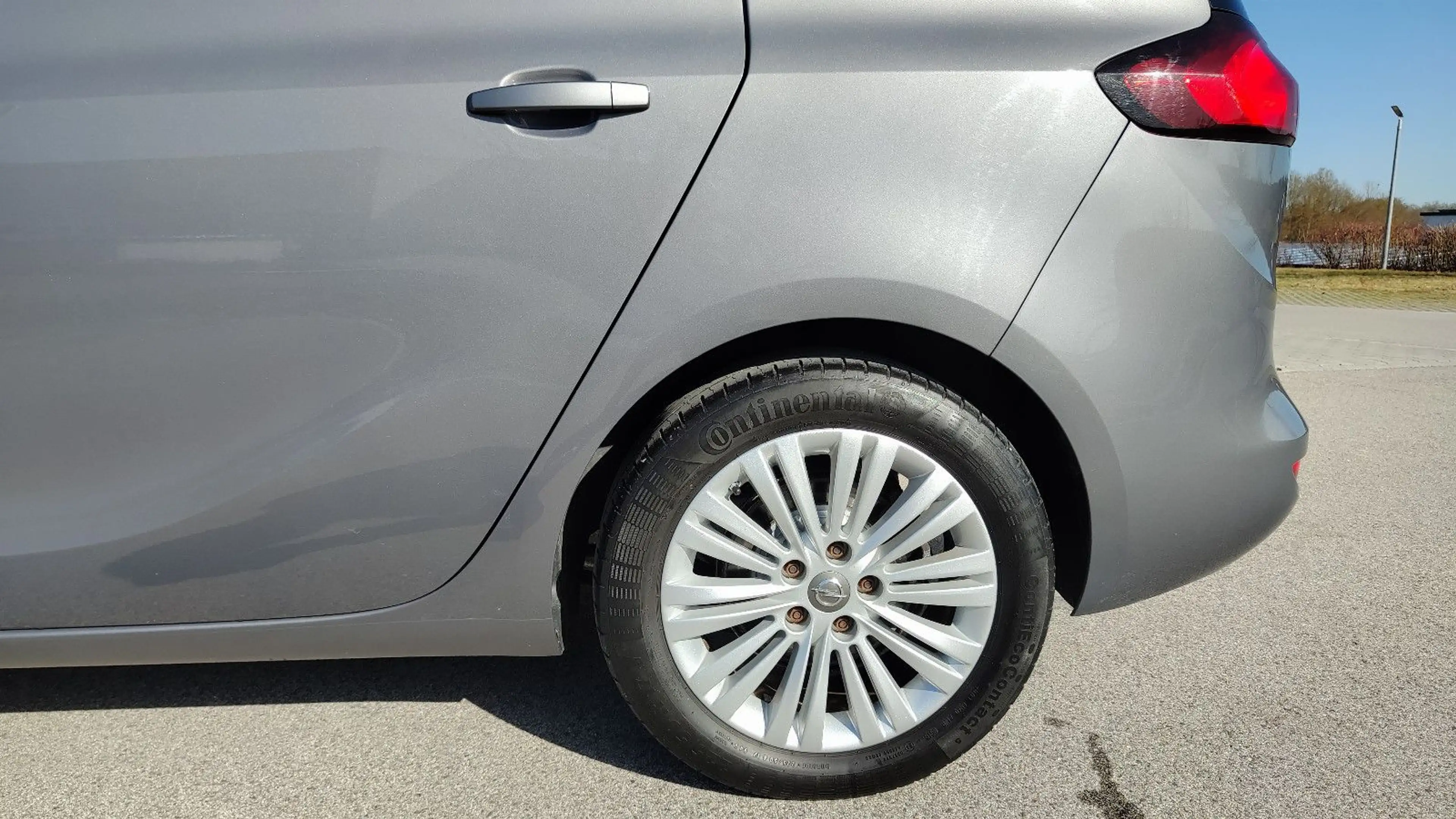 Opel Zafira C Tourer Drive - 7.Sitzer* Navi* Kamera* — photo 6