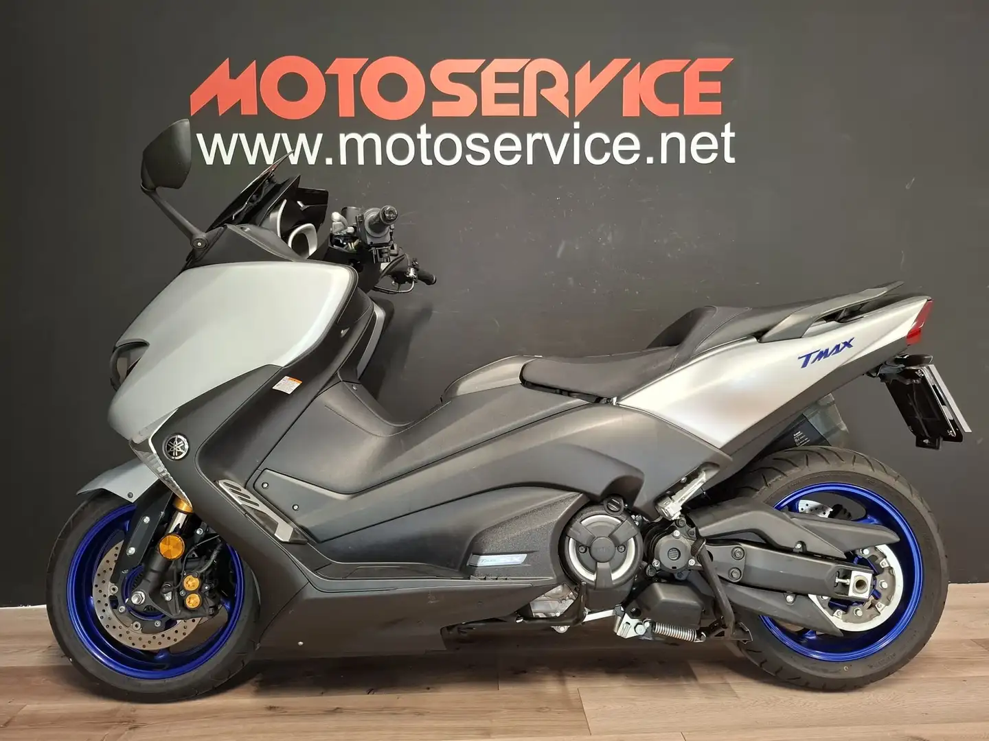 Yamaha TMAX 530 SX Argento - 1