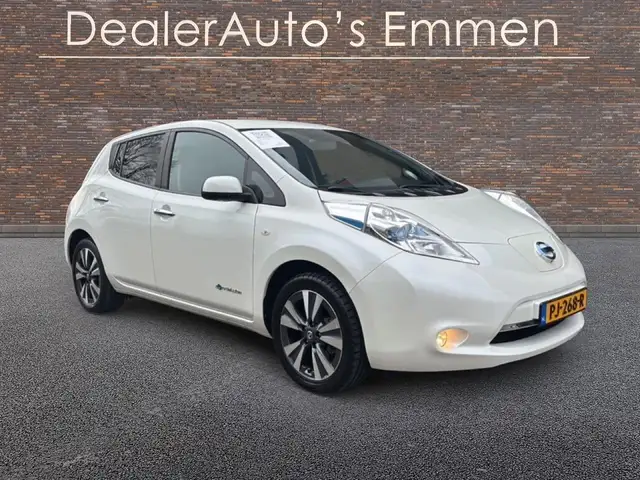 Nissan Leaf 30 kWh LEDER BOSE NAVI LMV CRUISE