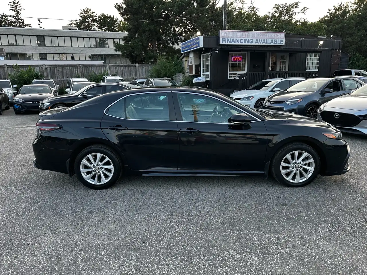 Toyota Camry снимка Toyota Camry