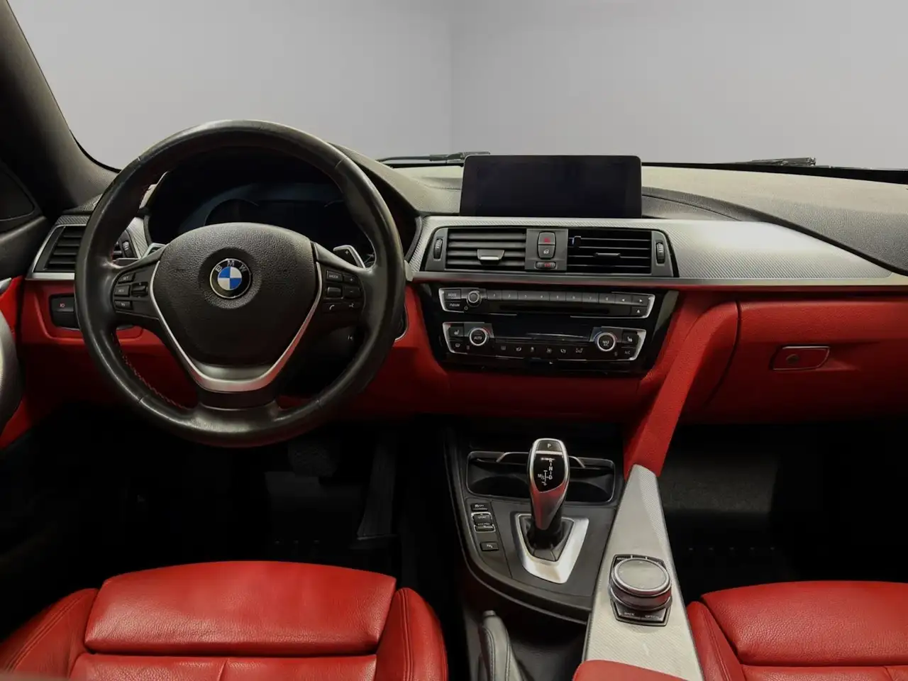 BMW 4 Series снимка BMW 4 Series